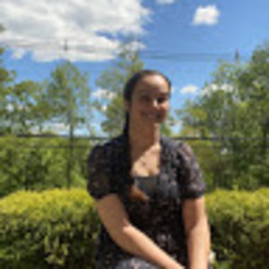 Meet your Posher, Layla